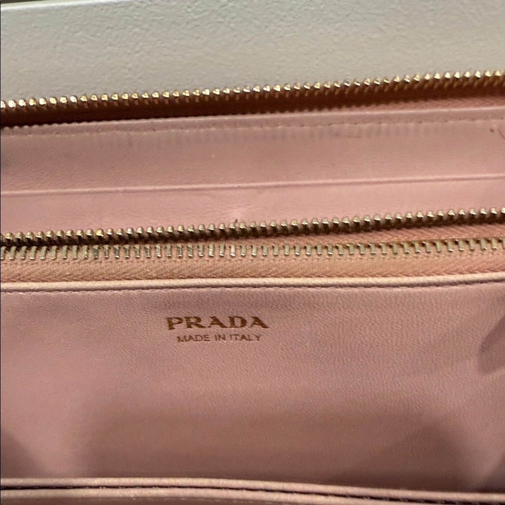 Prada Ruched Pink Wallet - Picture 3 of 5